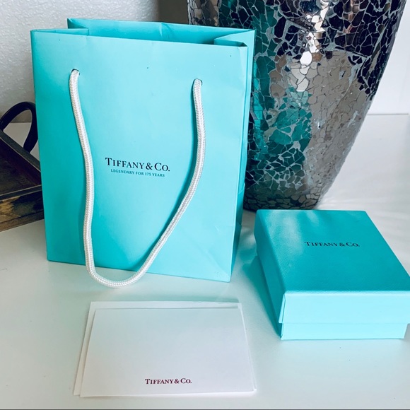 💍 Tiffany & Co. Gift Box Set 💍 - Picture 2 of 2